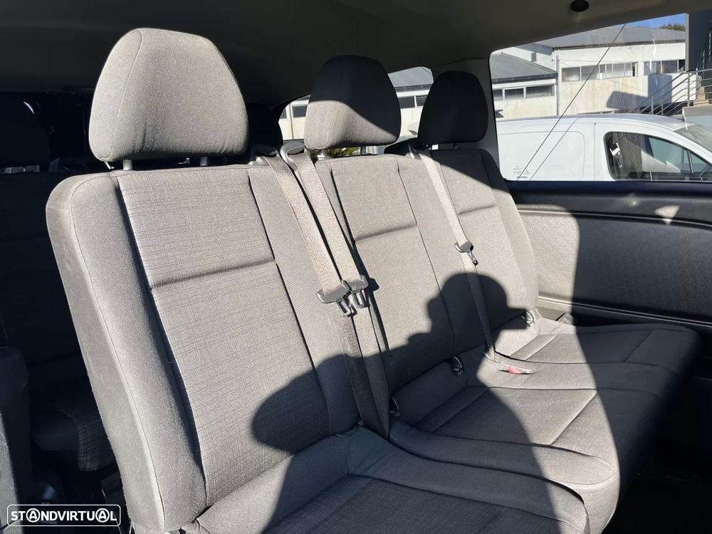 Mercedes-Benz Vito Tourer 114 CDI (BlueTEC) Longa Aut. PRO - 17