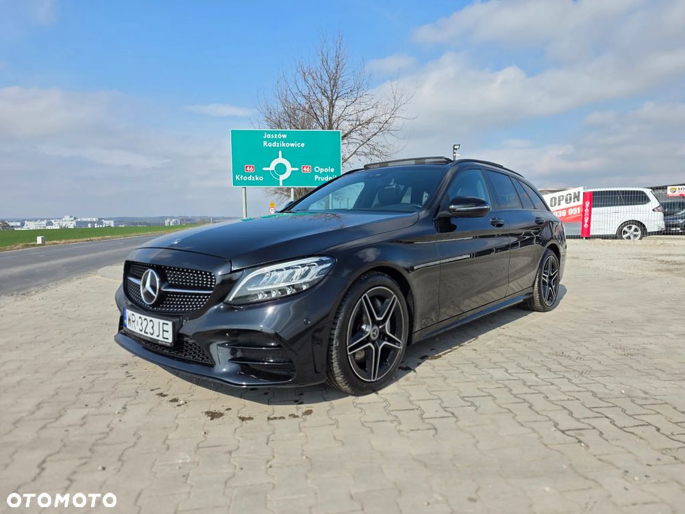 Mercedesbenz Klasa C 300 2020
