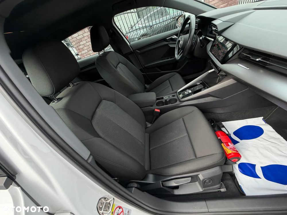 Audi A3 Sportback 35 TFSI mHEV S tronic - 14