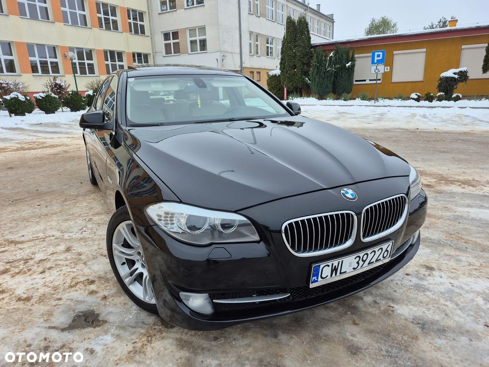 BMW Seria 5 520d Sport-Aut - 3
