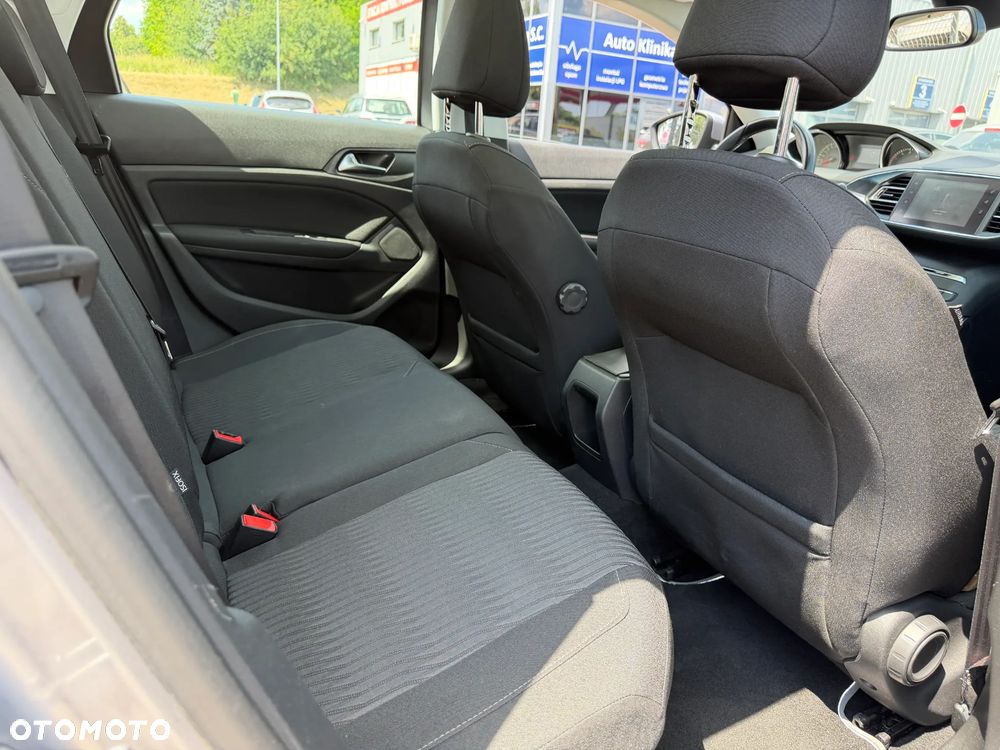 Peugeot 308 1.6 e-HDi Active S&S - 13