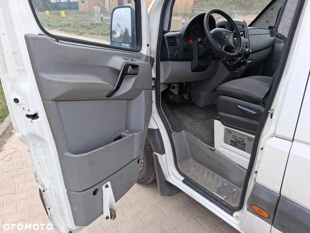 Volkswagen Crafter - 14