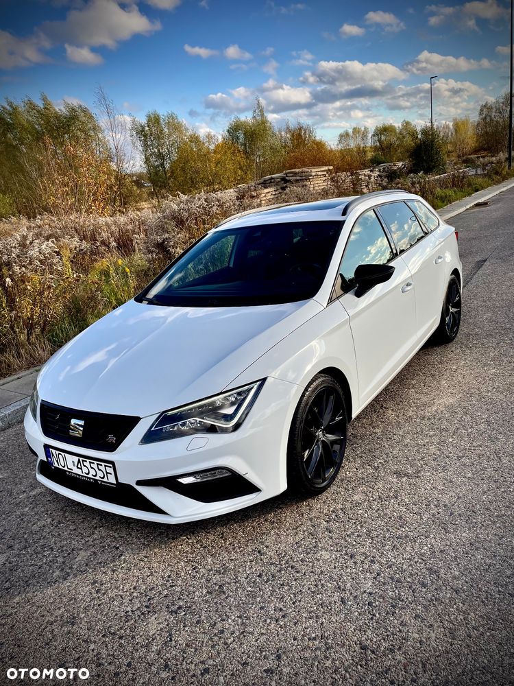 Seat Leon 2.0 TDI FR Black S&S - 1