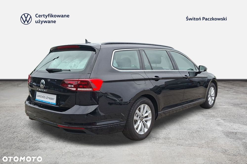 Volkswagen Passat - 6