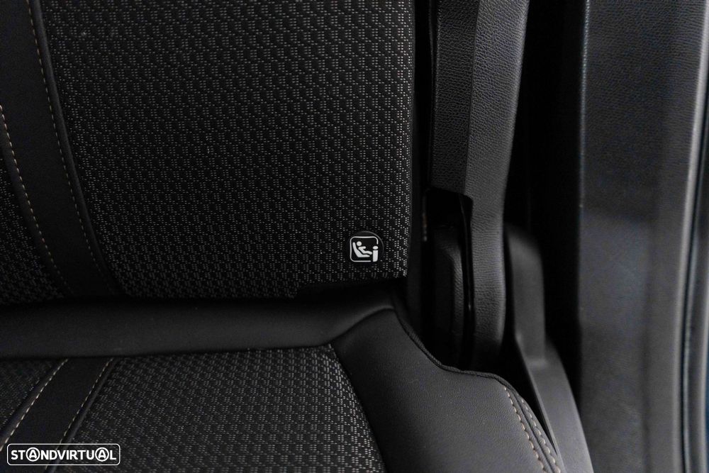 Peugeot 5008 1.2 Hybrid GT e-DCS6 - 12