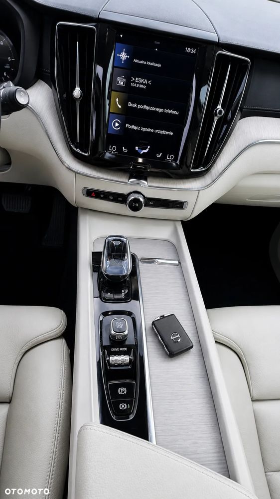 Volvo XC 60 B4 D Inscription - 9