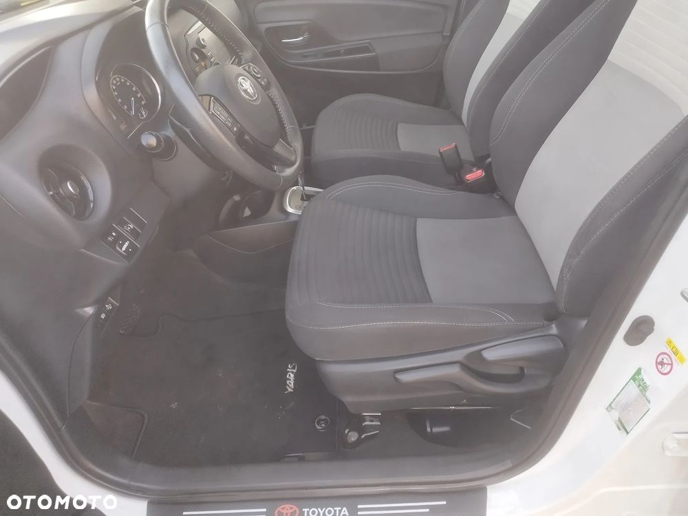 Toyota Yaris - 13