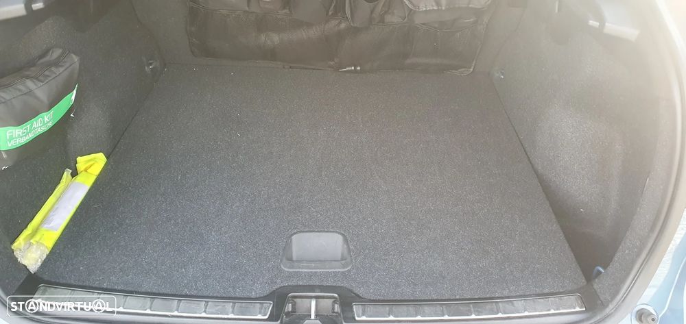 Volvo C40 Recharge 82 kWh Single M. Extended Range RWD Plus - 7