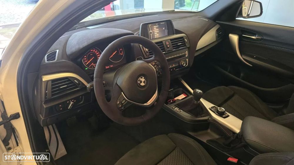 BMW 118 d Pack M - 34