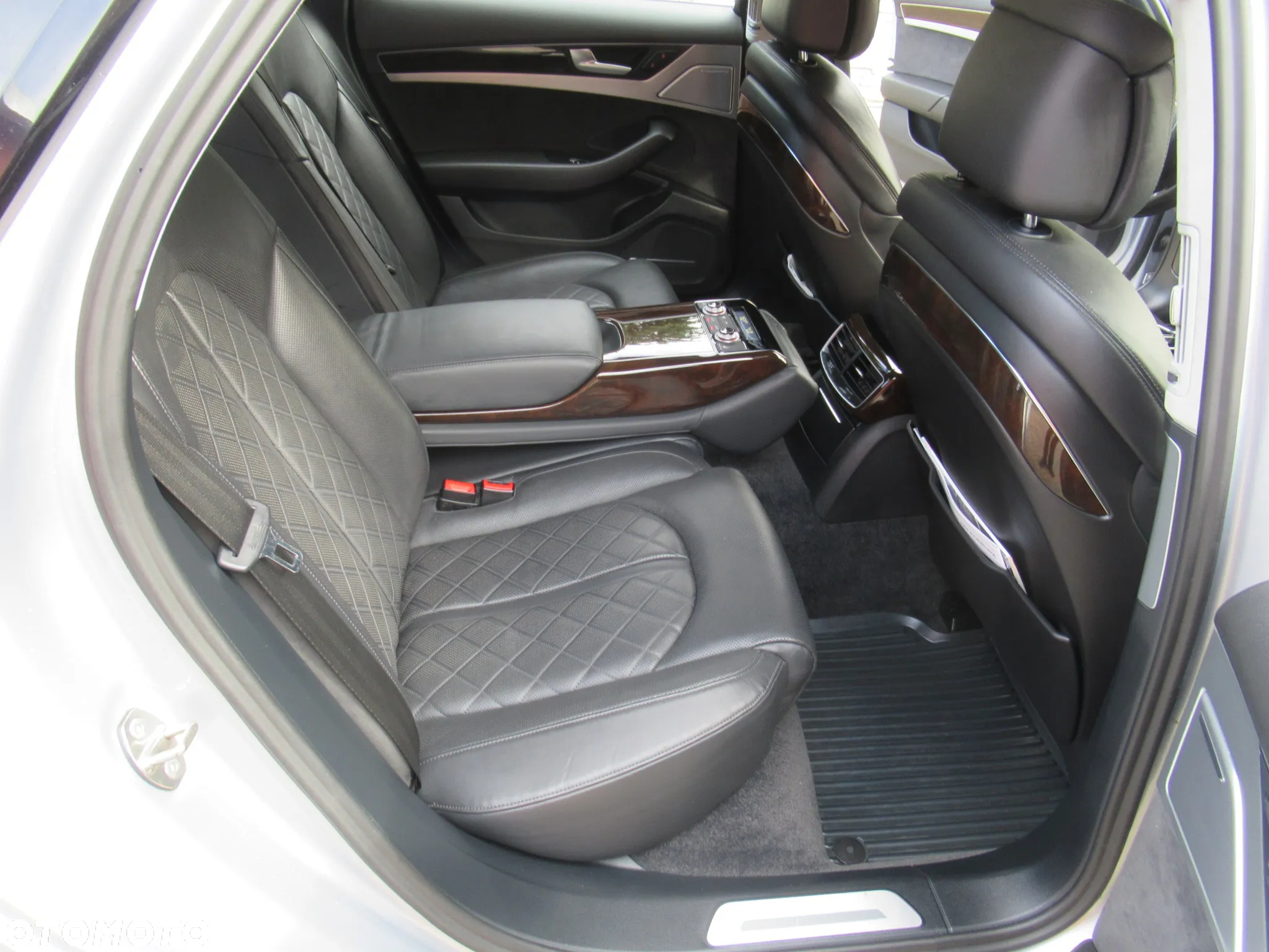 Audi A8 4.2 TDI clean diesel Quattro - 34