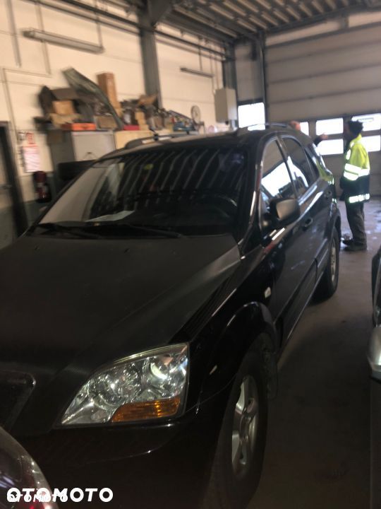 KIA SORENTO  2,5 CRDI  DRZWI PRAWE TYŁ KPL. - 1