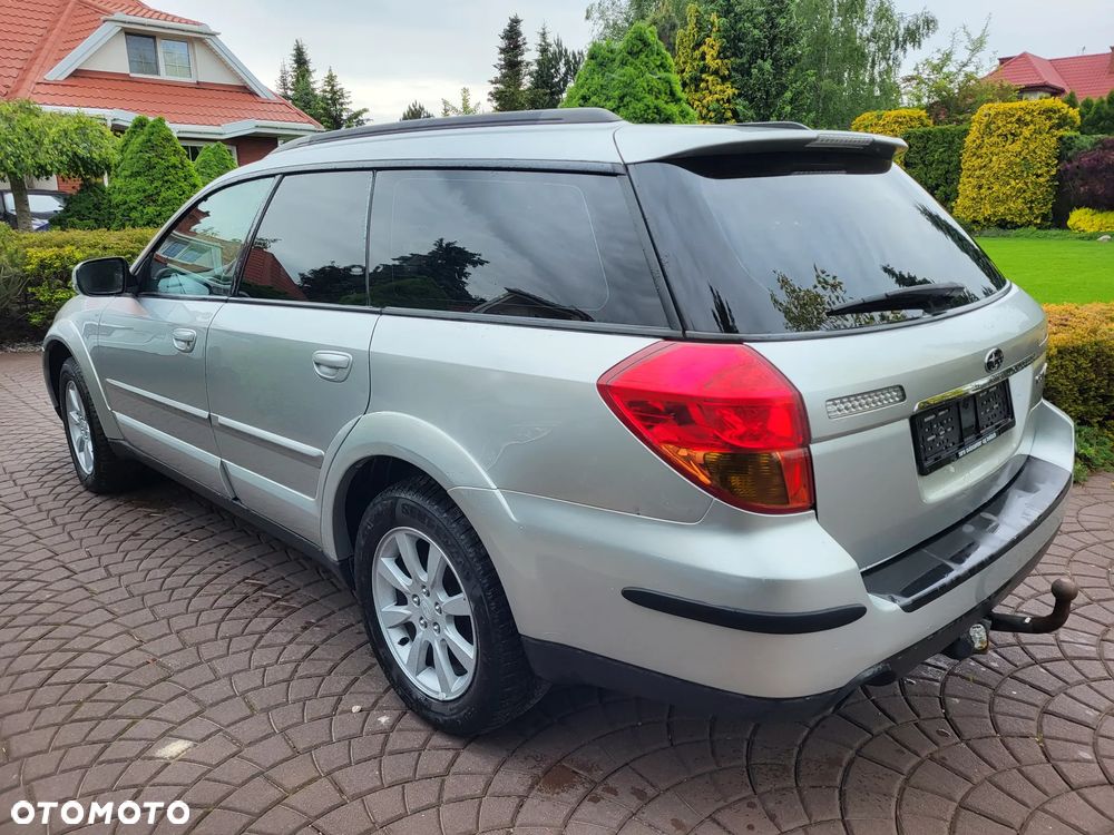 Subaru Outback 3.0R Automatik Exclusive - 4