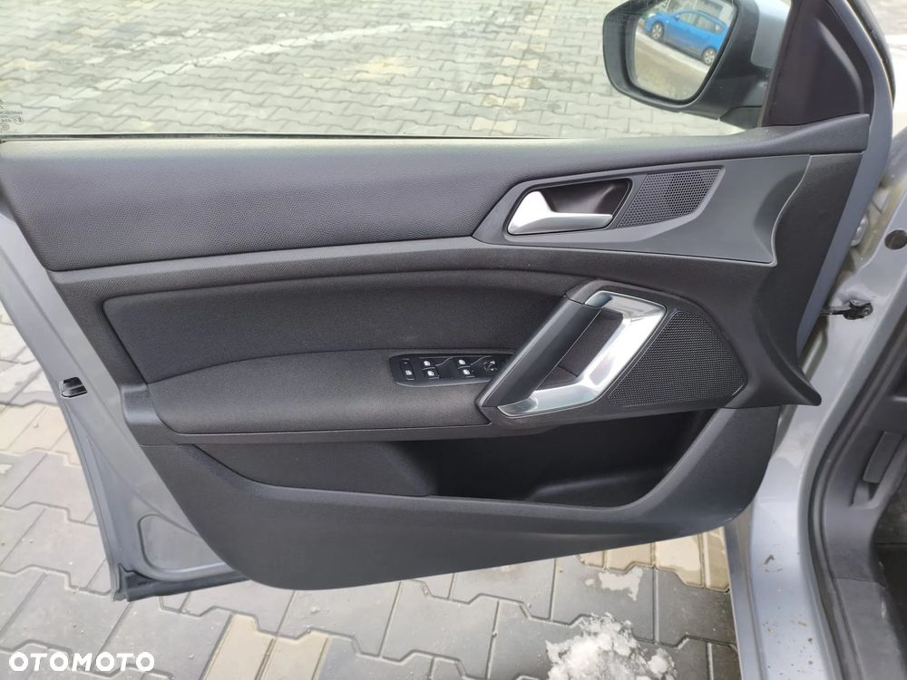 Peugeot 308 - 15