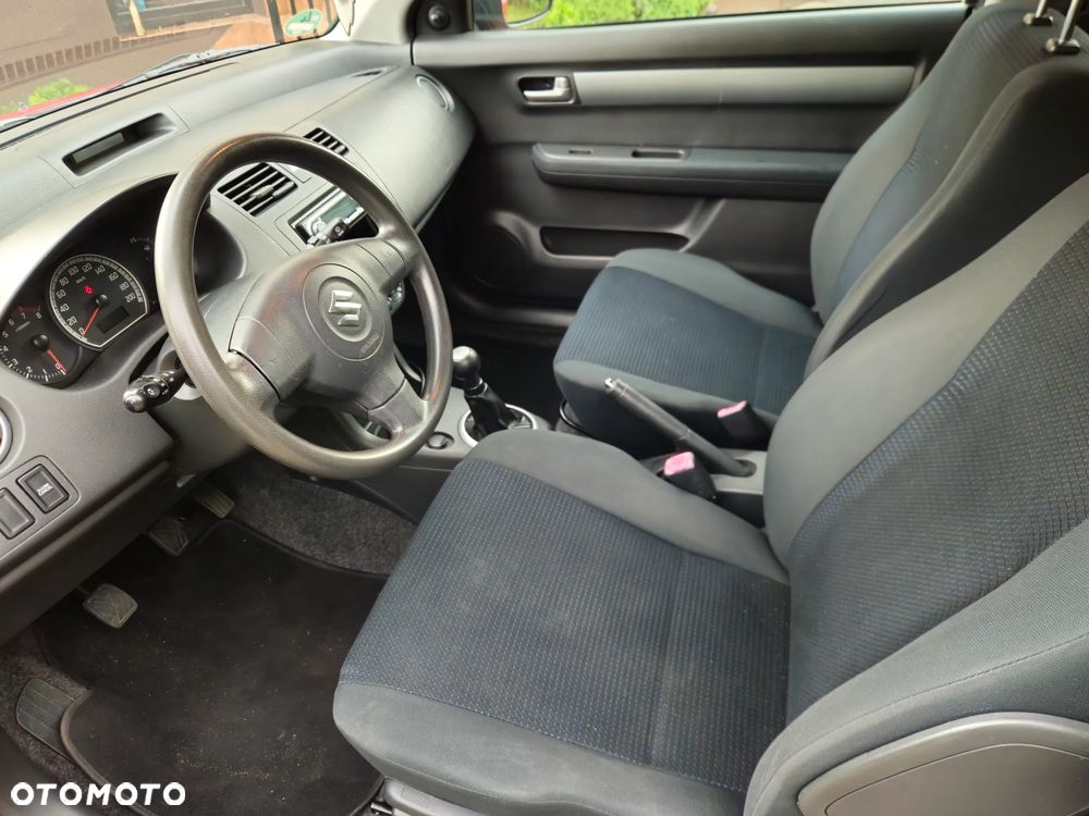 Suzuki Swift 1.3 Classic - 9