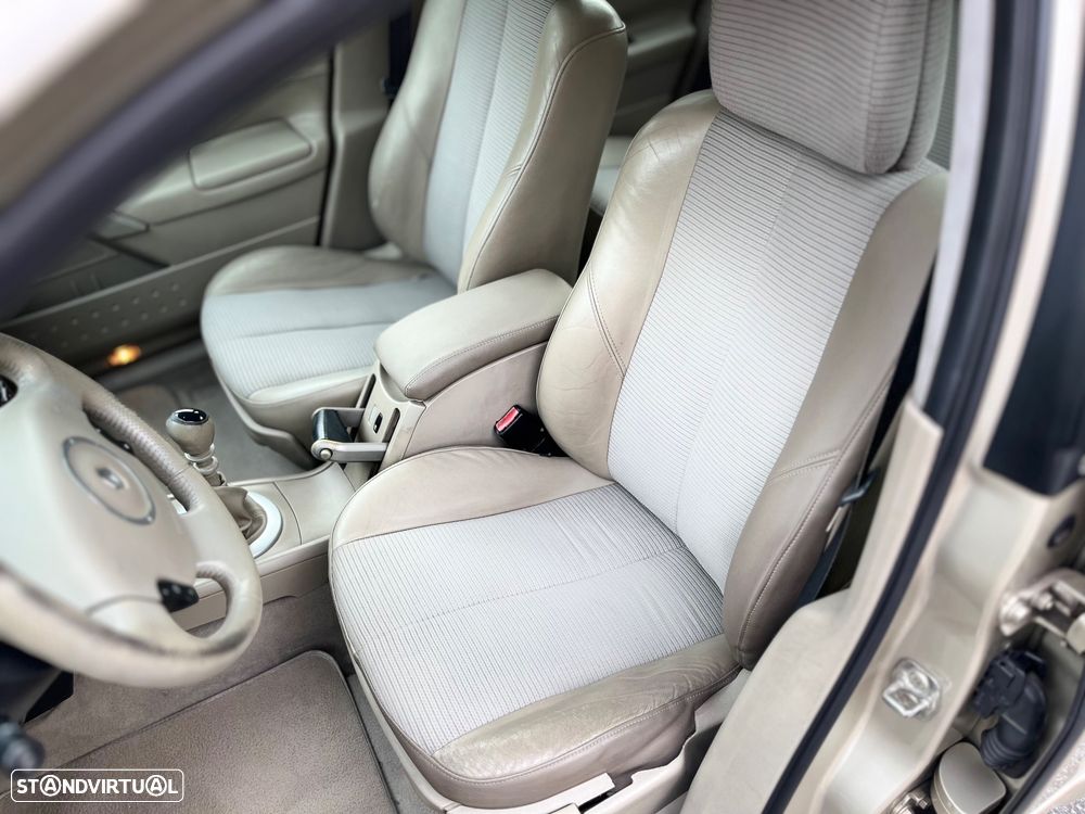 Renault Mégane 1.5 dCi Privilège Luxe - 2