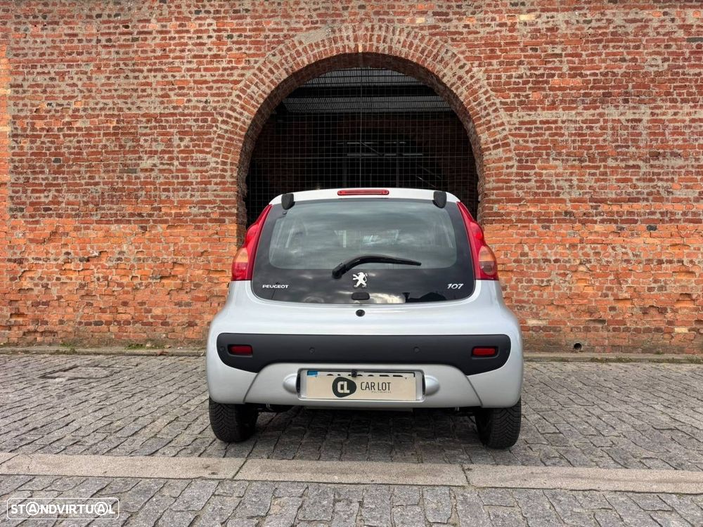 Peugeot 107 1.0 Urban 2 Tronic - 7