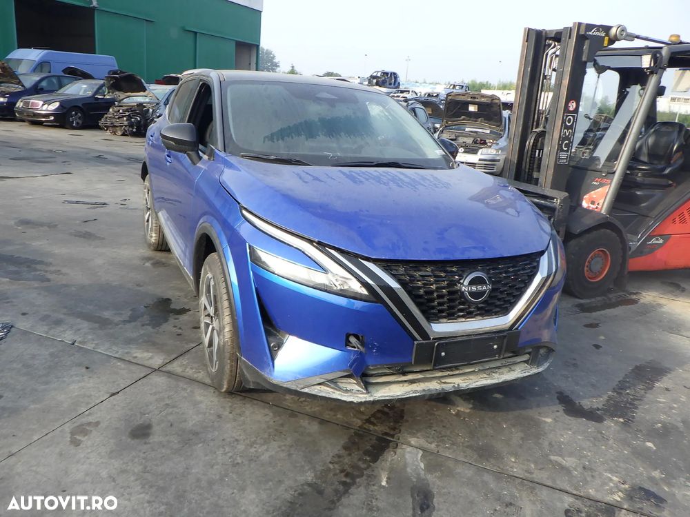 Dezmembrez Nissan Qashqai 1.3 Benzina   ,an 2023 , - 2