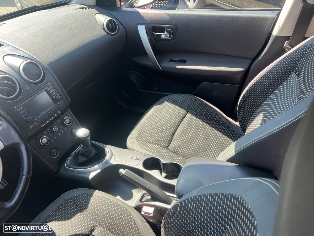 Nissan Qashqai 1.5 dCi Tekna Premium 18 - 11