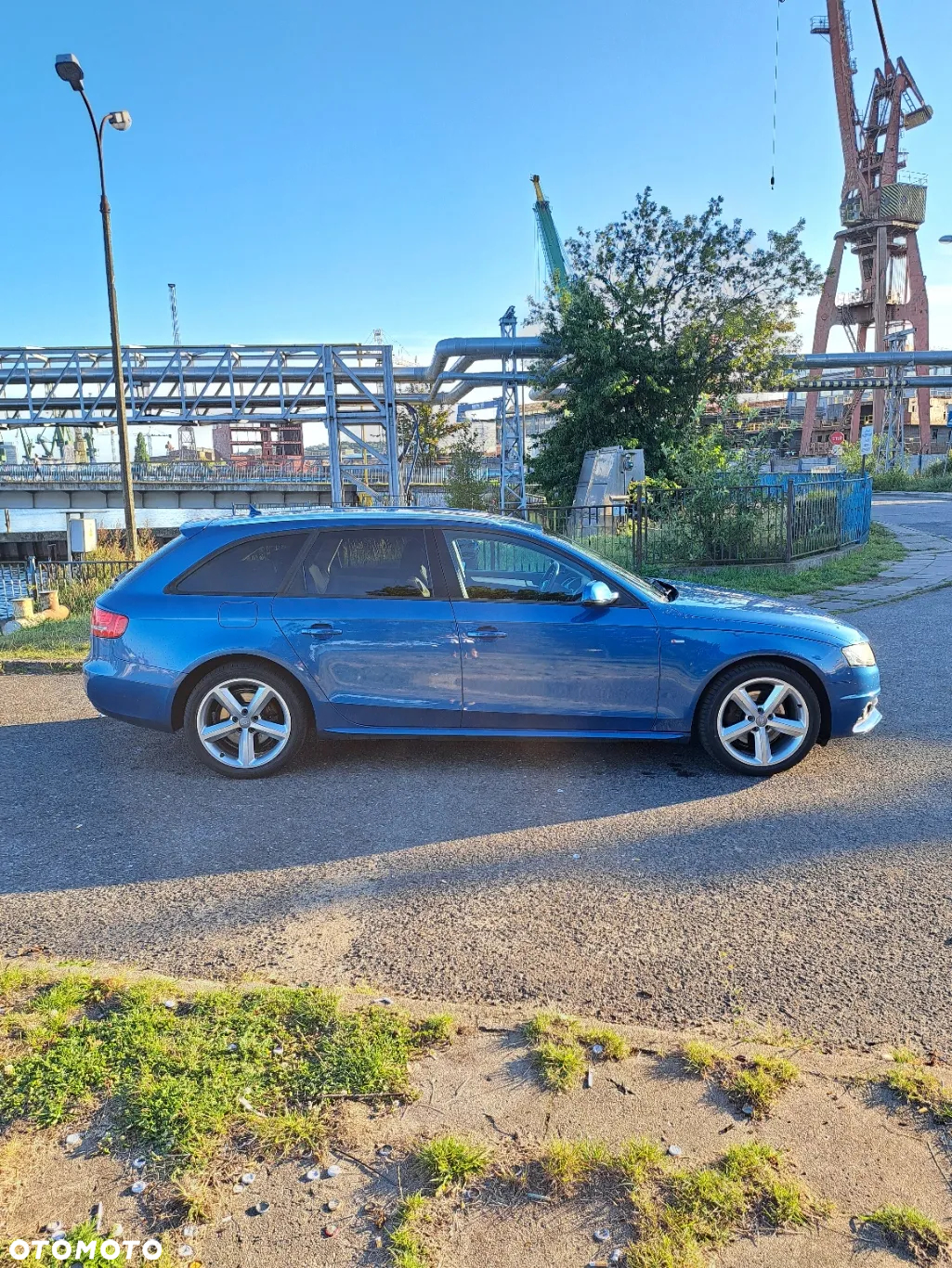 Audi A4 Avant 2.0 TDI DPF multitronic S line Sportpaket - 3