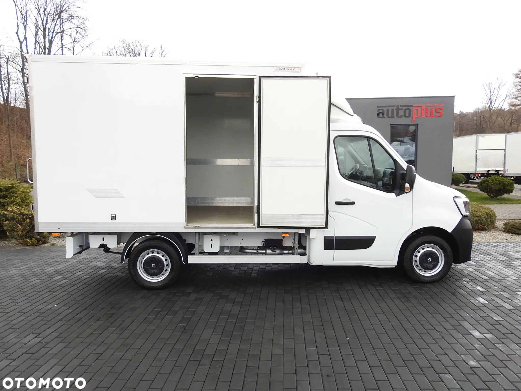 Renault MASTER  CHŁODNIA KONTENER 0*C LEDY KLIMATYZACJA 145KM [ 405777 ] - 9