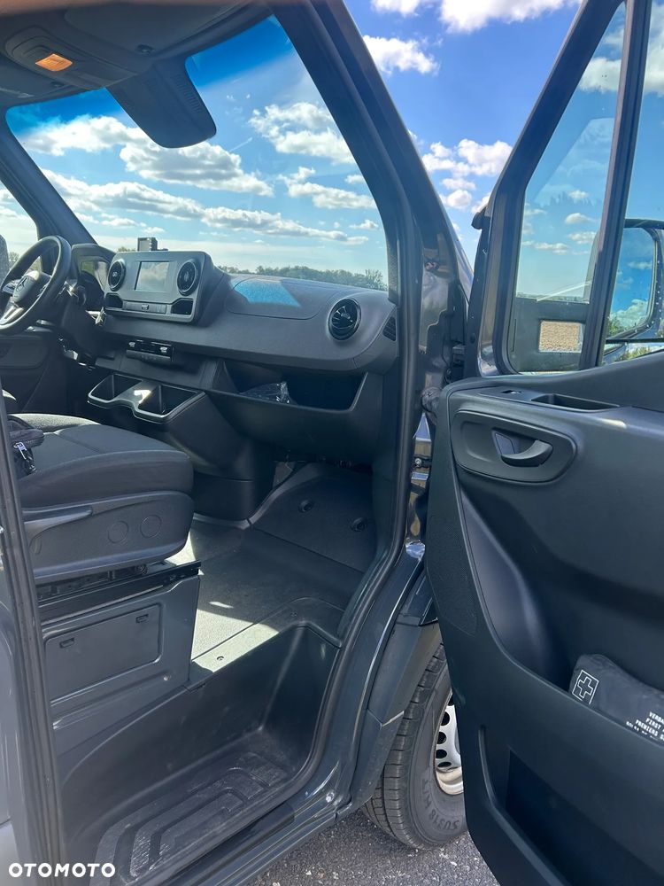 Mercedes-Benz Sprinter 319 CDI - 6
