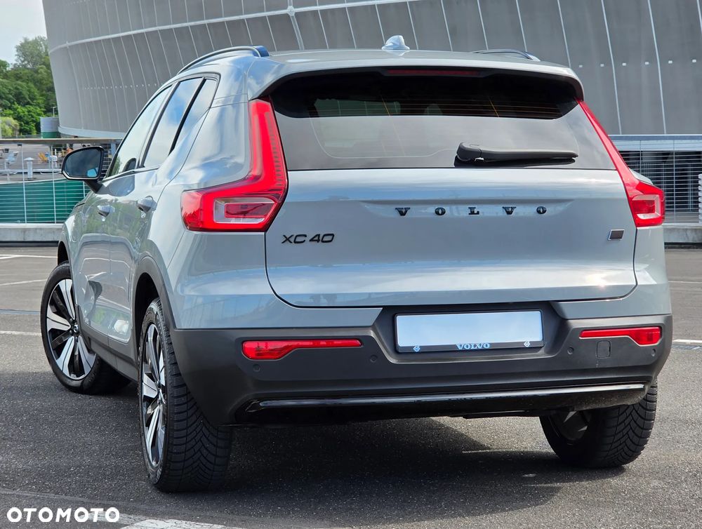 Volvo XC 40 T4 Plug-In Hybrid Plus Dark - 16