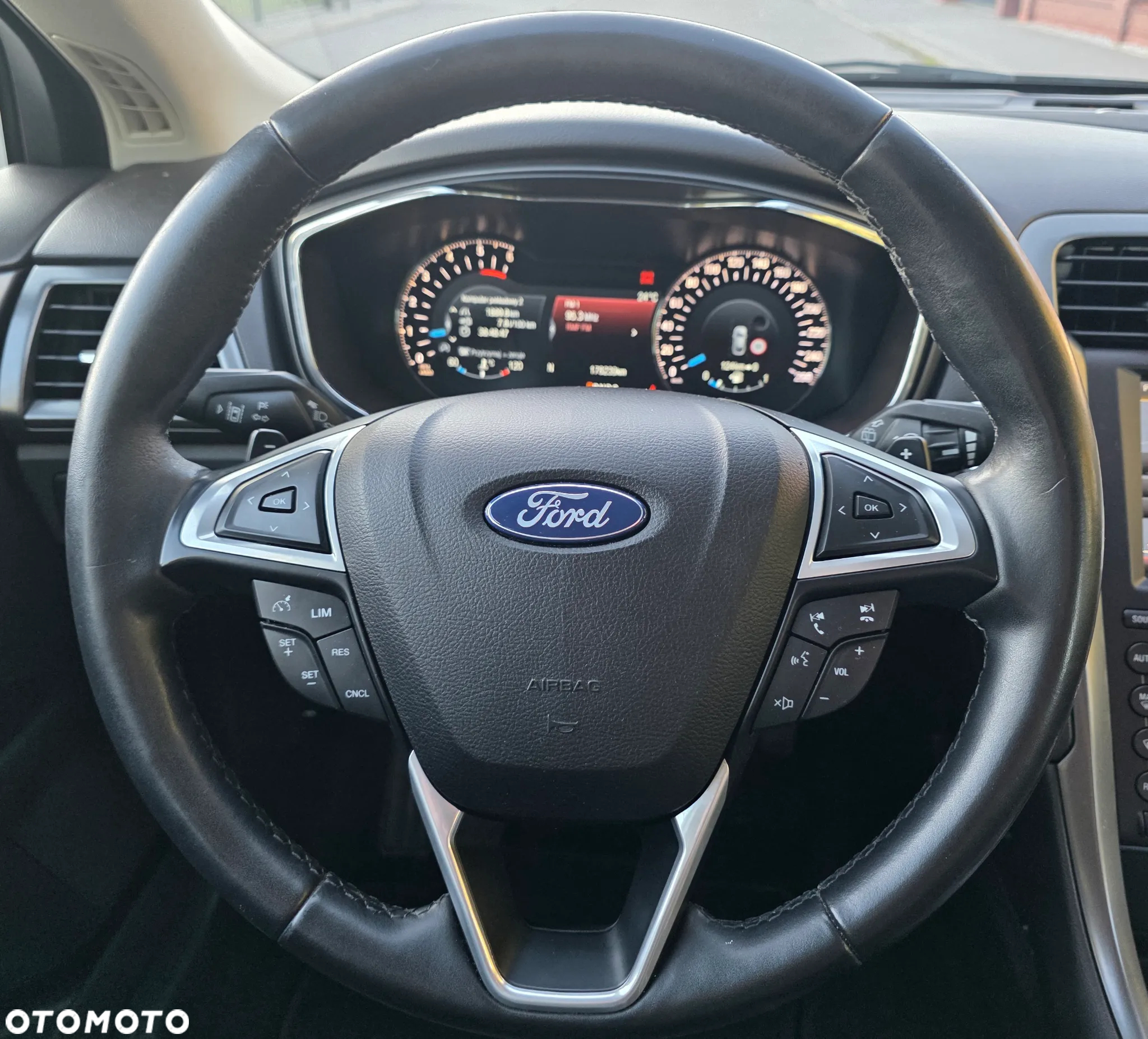 Ford Mondeo 2.0 TDCi Edition 4WD PowerShift - 22