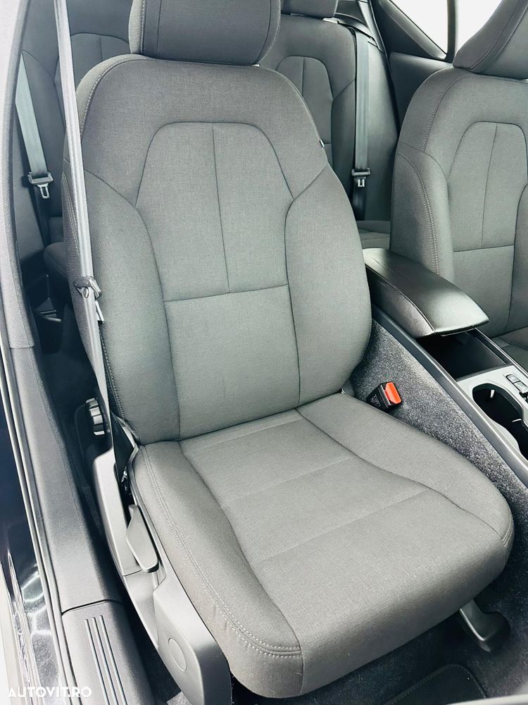 Volvo XC 40 T2 AT8 Momentum - 19