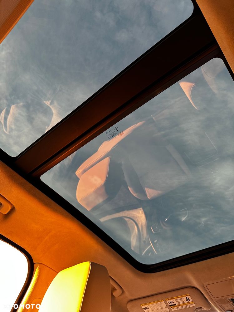 Jaguar F-Pace 25t AWD Prestige - 11