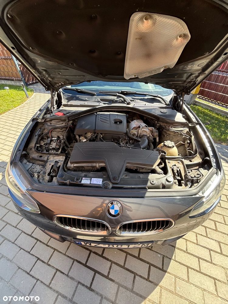BMW Seria 1 116i - 16