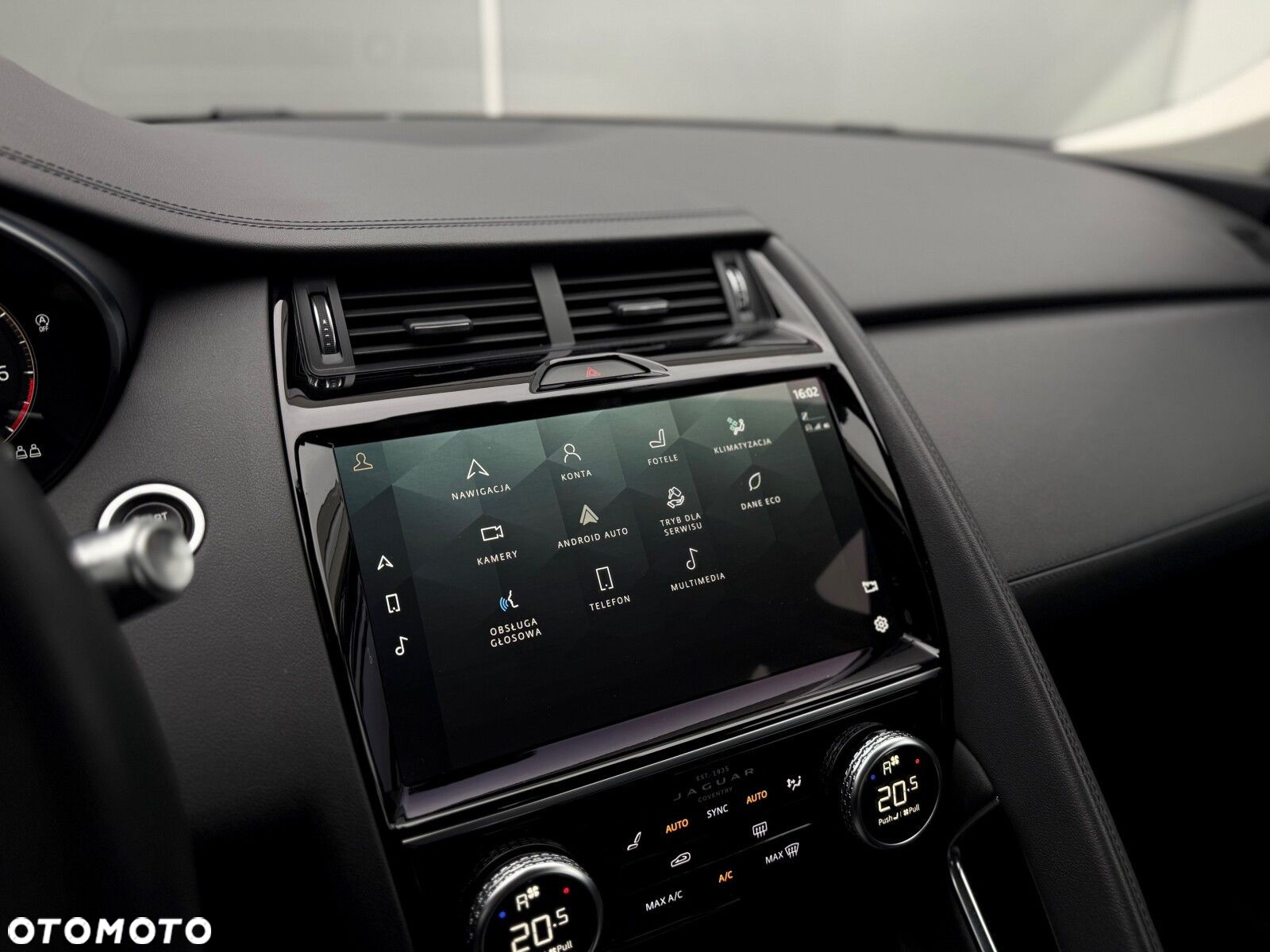 Jaguar E-Pace - 23