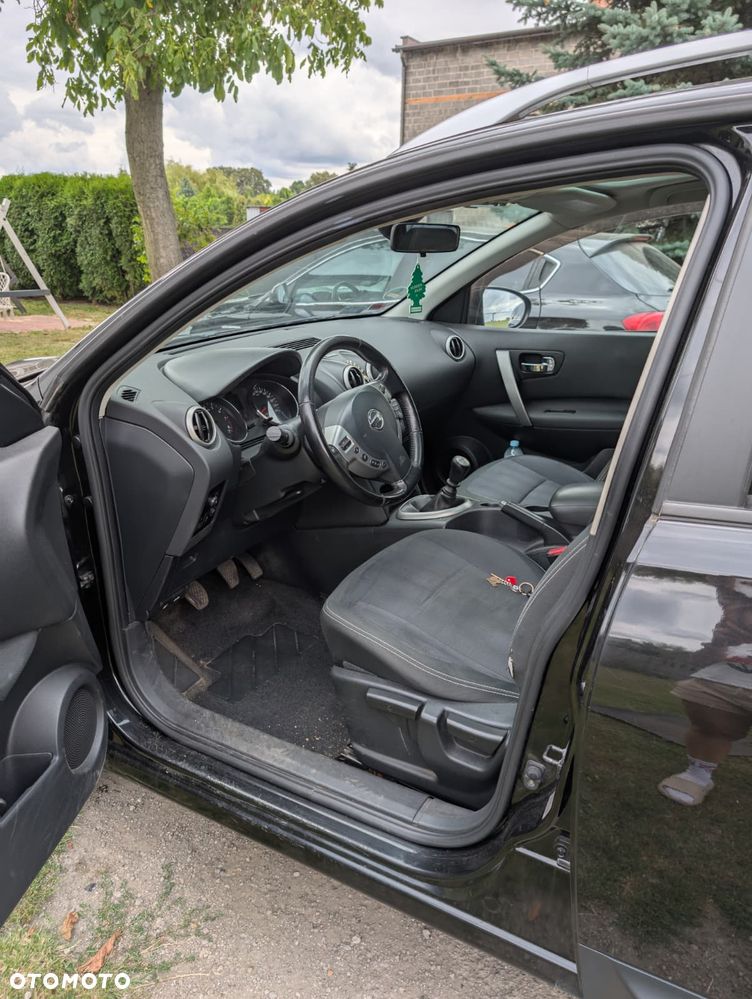 Nissan Qashqai+2 - 11