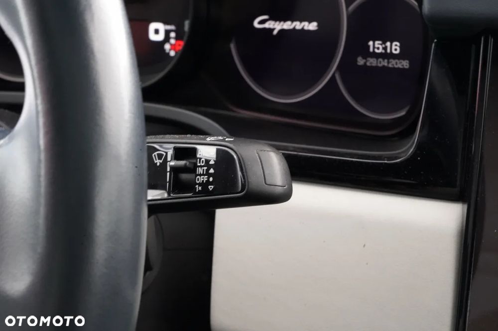 Porsche Cayenne Platinum Edition - 28