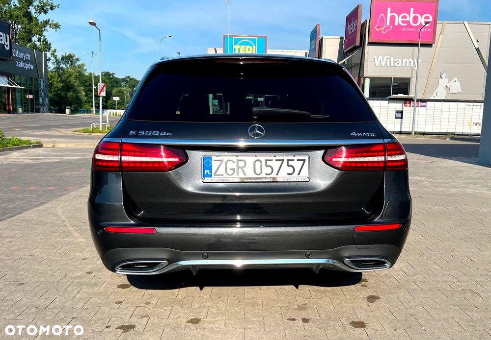 Mercedes-Benz Klasa E 300 de 4Matic 9G-TRONIC AMG Line - 10