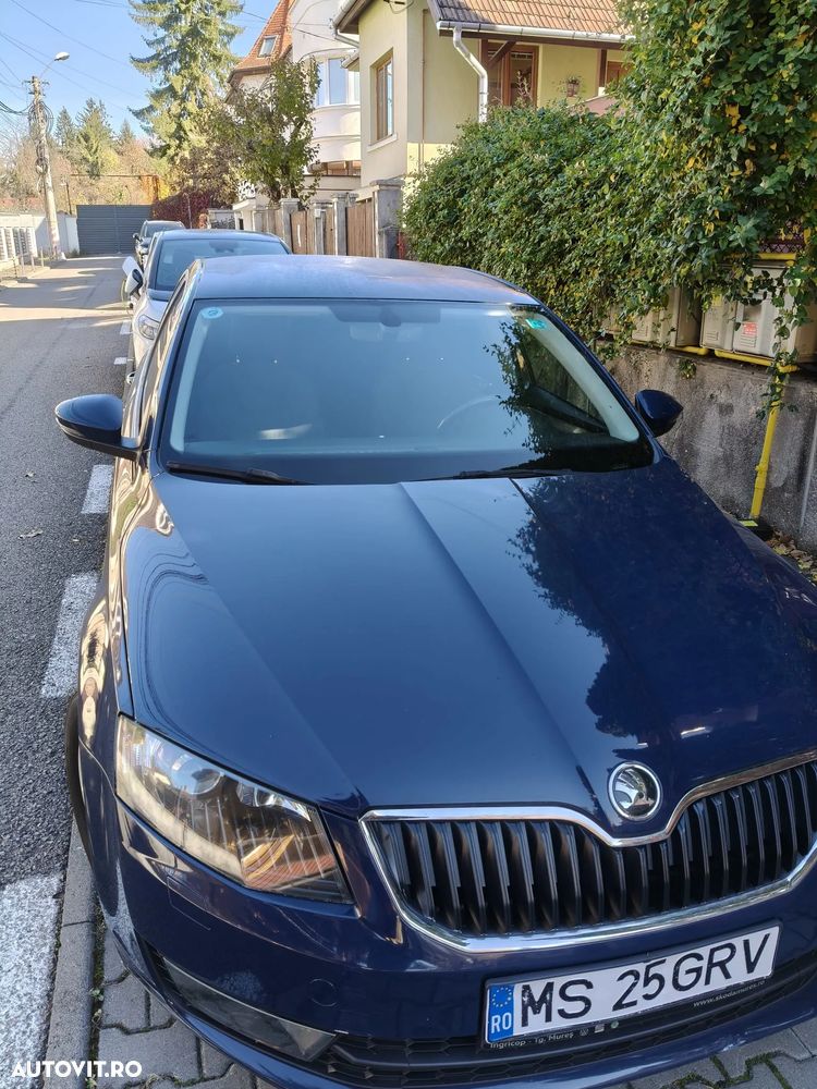 Skoda Octavia 1.6 TDI AMBITION DSG - 7