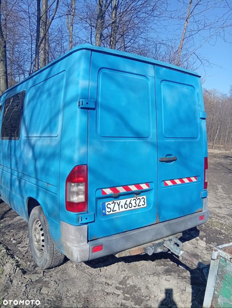 Mercedes-Benz Sprinter - 4