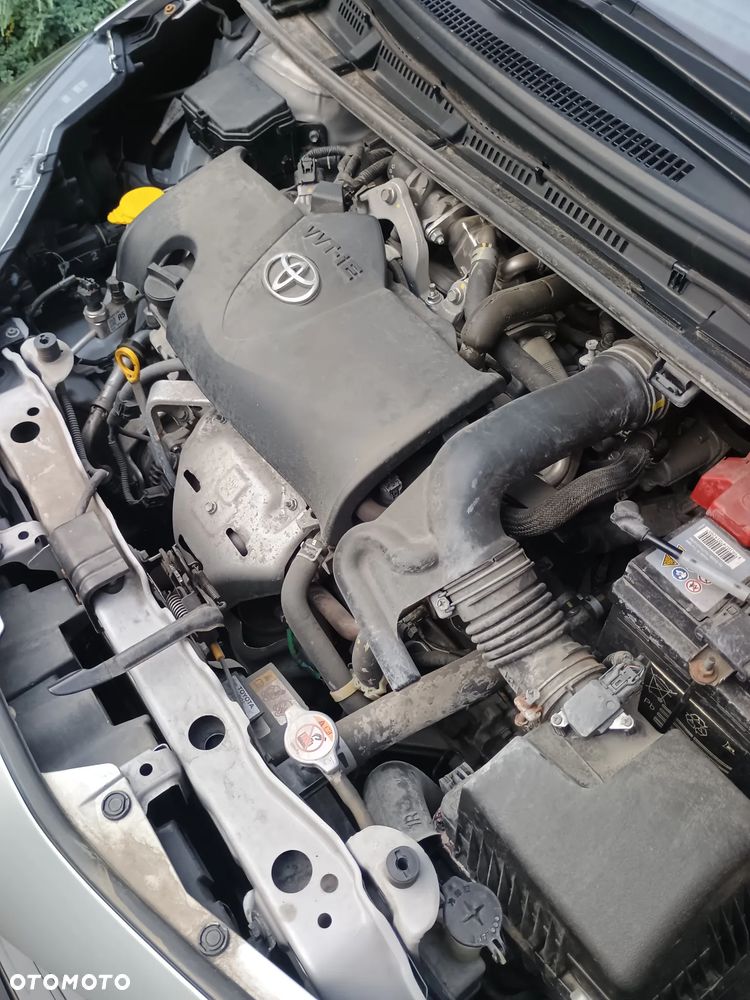 Toyota Yaris 1.5 Life - 22