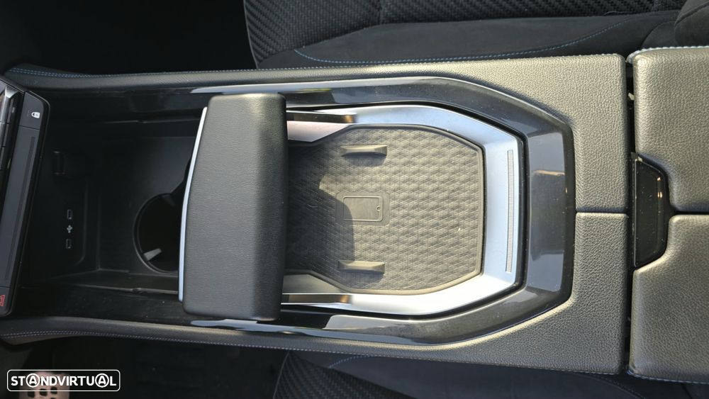 Renault Austral 1.2 E-Tech Techno Espirit - 12