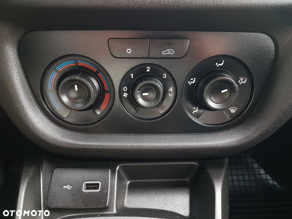 Fiat Doblo 1.6 Multijet 16V Easy - 27