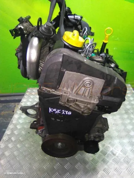 Motor Nissan TIDA 1.5dCi 106cv de 2005 - 3