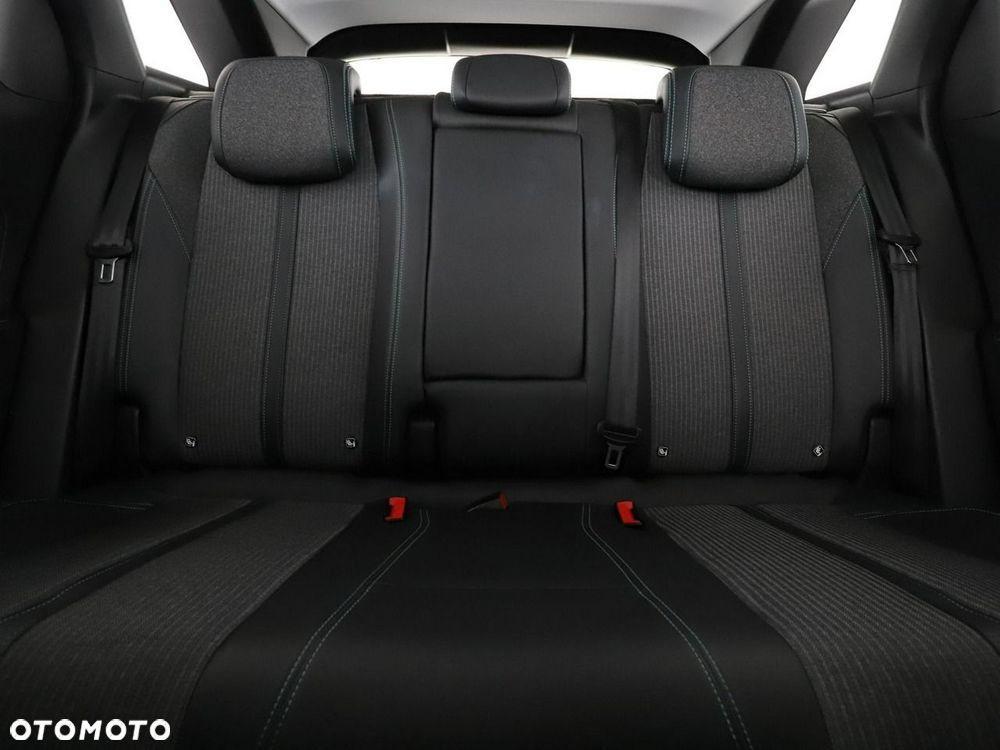 Peugeot 3008 225 e-EAT8 Allure - 20