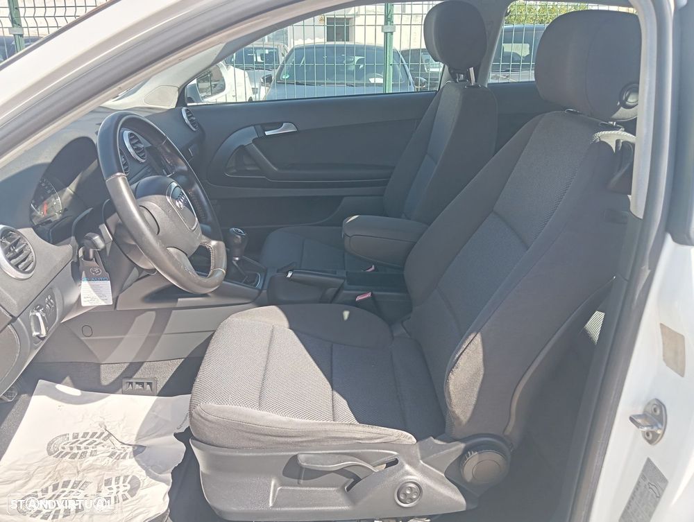 Audi A3 1.6 TDI Attraction - 7