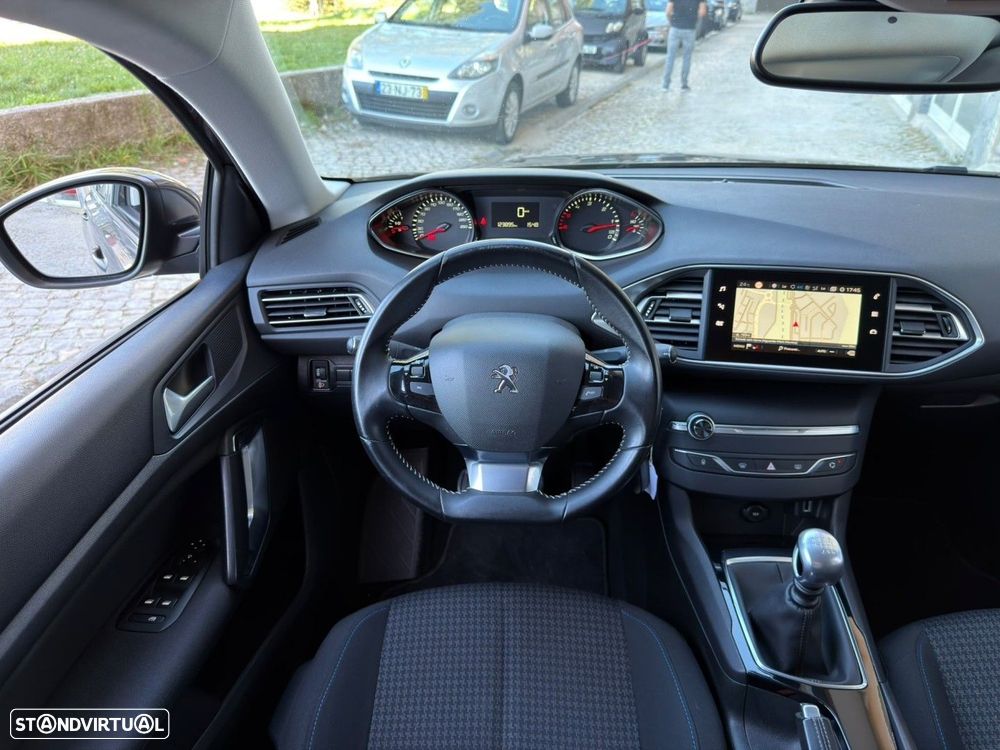 Peugeot 308 SW 1.5 BlueHDi Style — fotografia 22