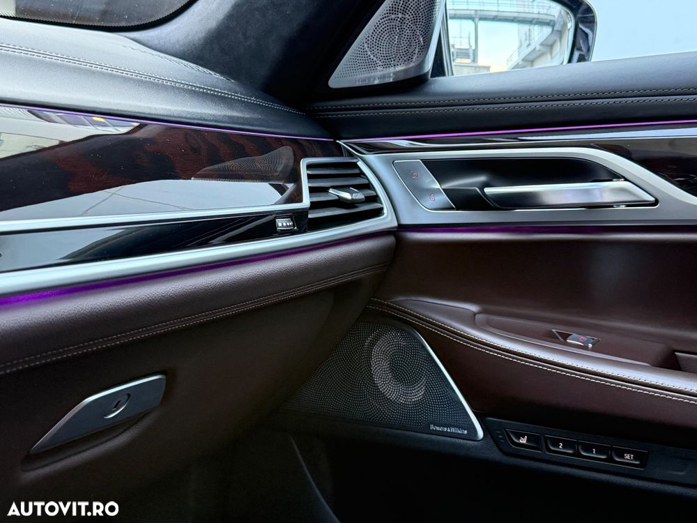 BMW Seria 7 740Ld xDrive MHEV - 27
