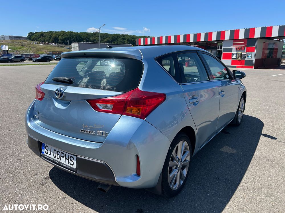 Toyota Auris - 4