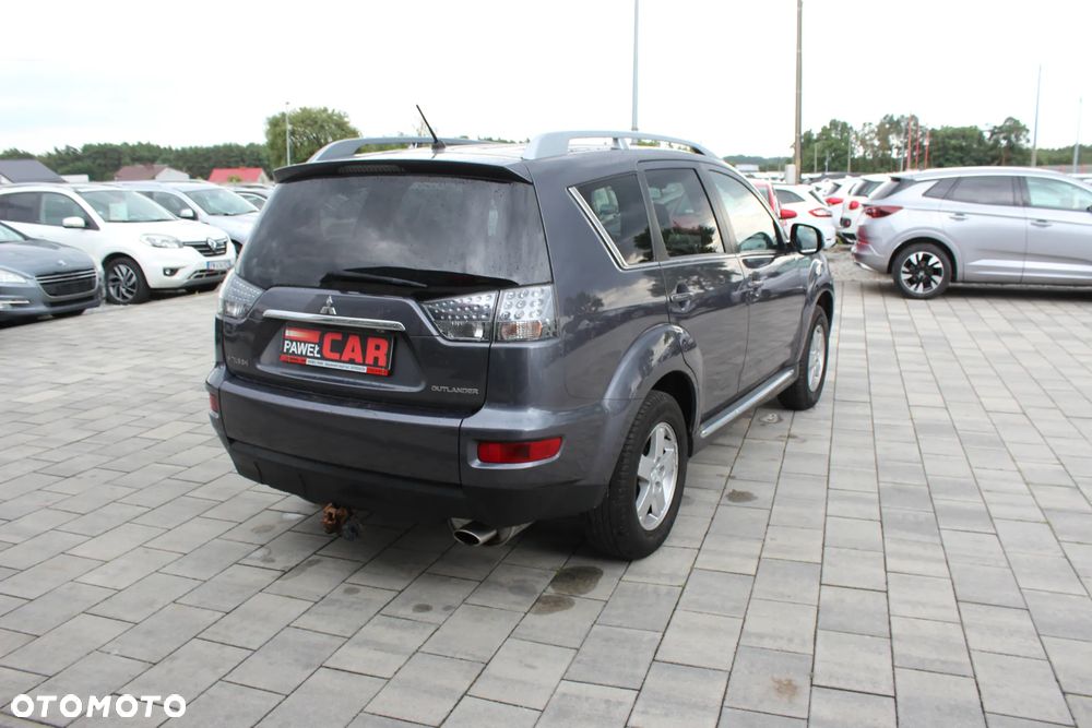 Mitsubishi Outlander 2.0 2WD CVT Invite - 9