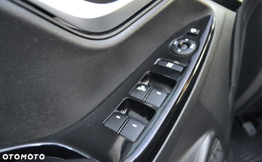 Hyundai ix20 1.4 Trend - 29