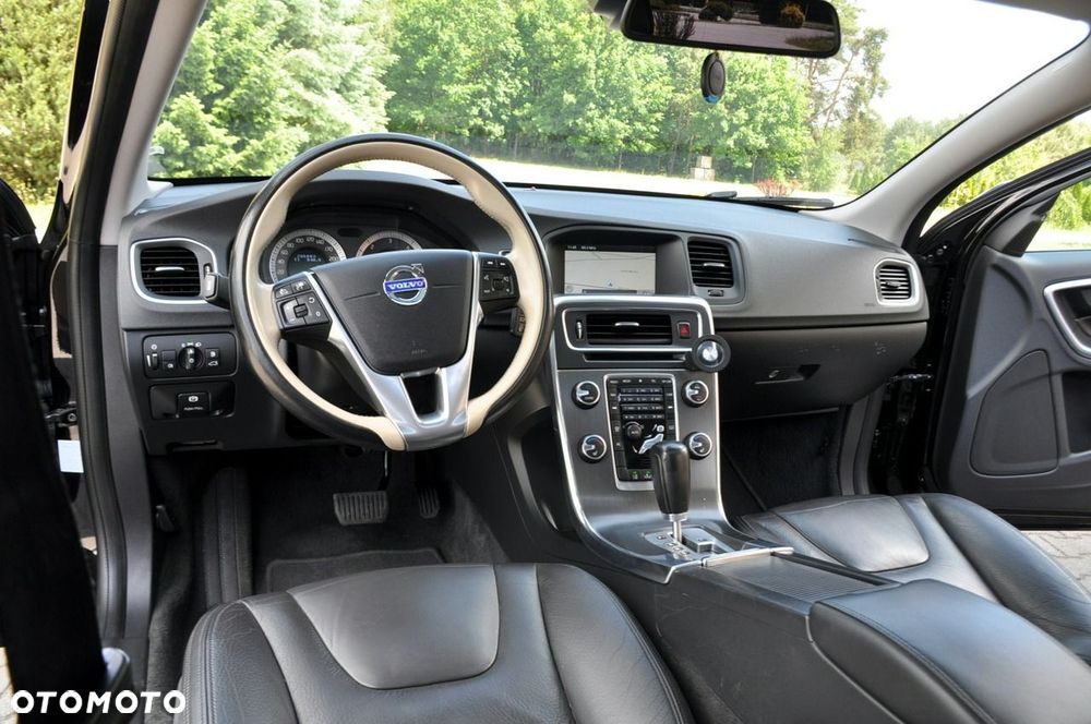 Volvo V60 - 30