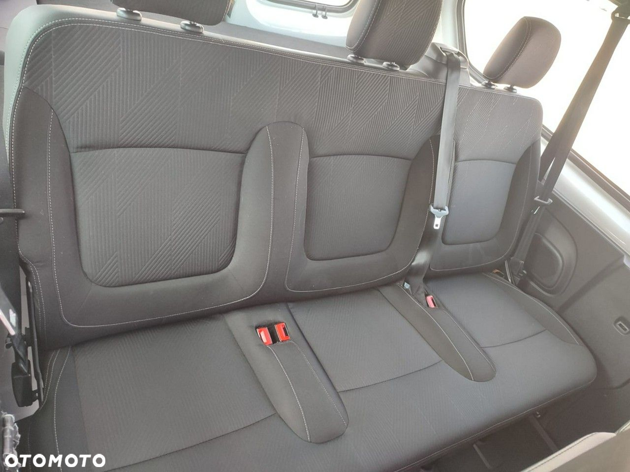 Renault Trafic Grand SpaceClass 2.0 dCi EDC - 19