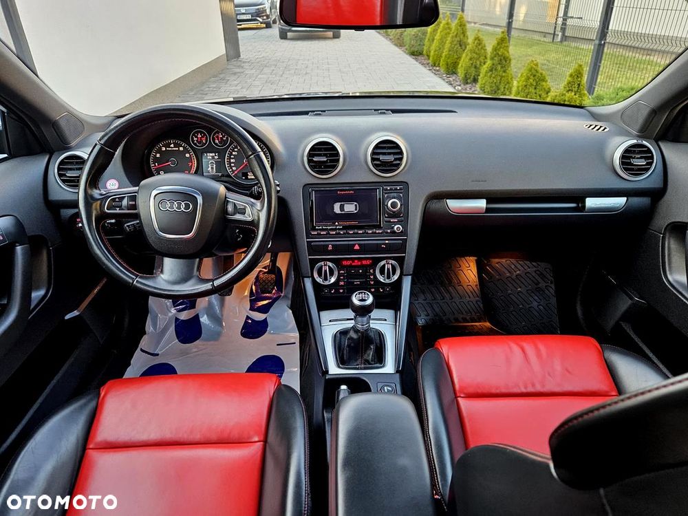 Audi A3 Sportback 1.8 TFSI quattro Ambiente - 19